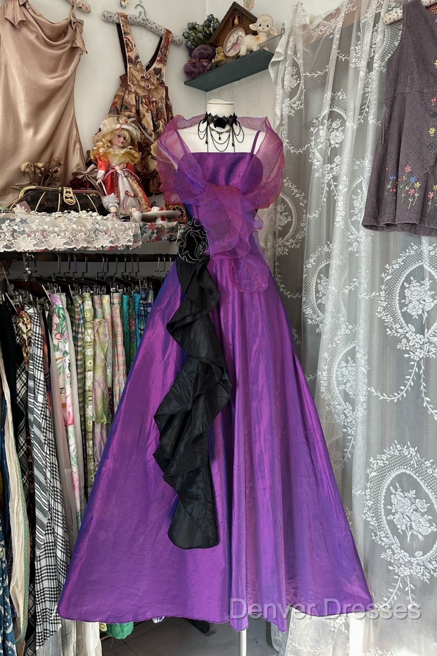 Vintage Fashion A Line Spaghetti Straps Grape Floor Length Evening Dress Prom Dress Secondary image