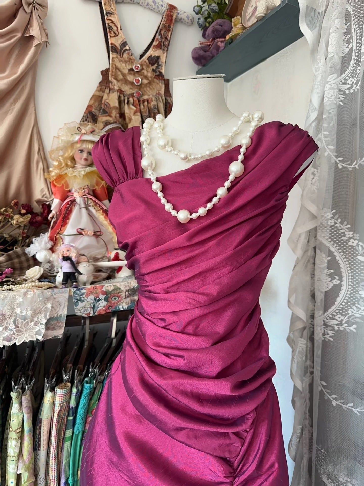 Vintage Fashion Mermaid Floor Length Hot Pink Satin Evening Dress Prom Dress Secondary image