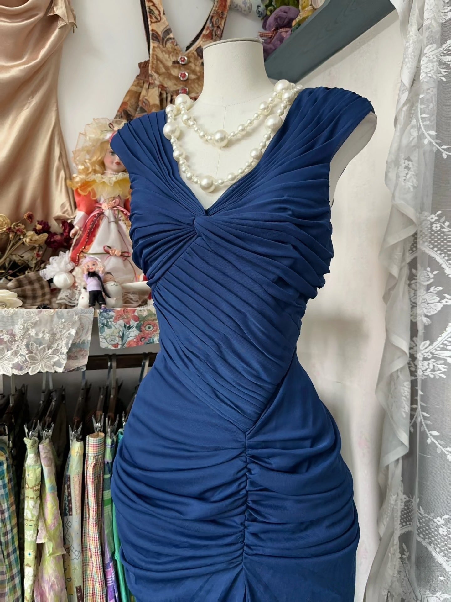 Vintage Fashion Mermaid V Neckline Navy Blue Floor Length Evening Dress Prom Dress Secondary image