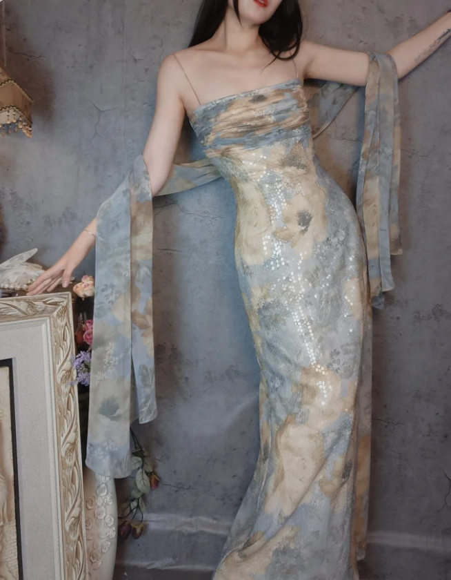 Vintage Fitted Spaghetti Strap Sequined Long Prom Dress Evening Dress