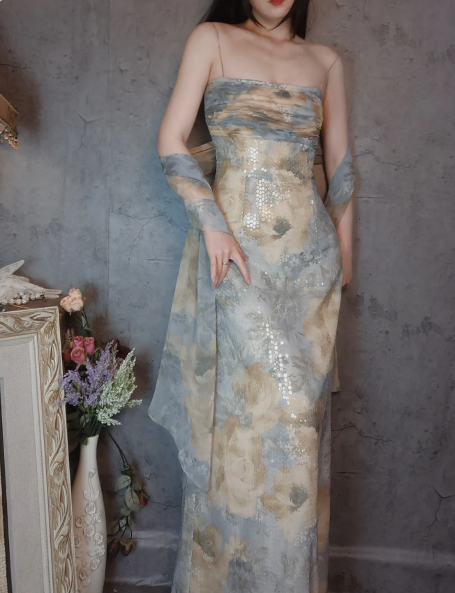 Vintage Fitted Spaghetti Strap Sequined Long Prom Dress Evening Dress