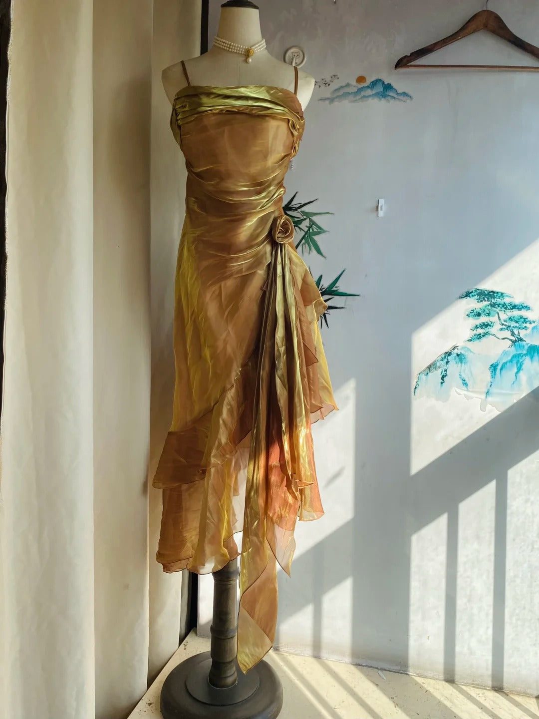 Vintage Gold-Brown Irregular Strap Pleated Satin Prom Dress Evening Dress Secondary image