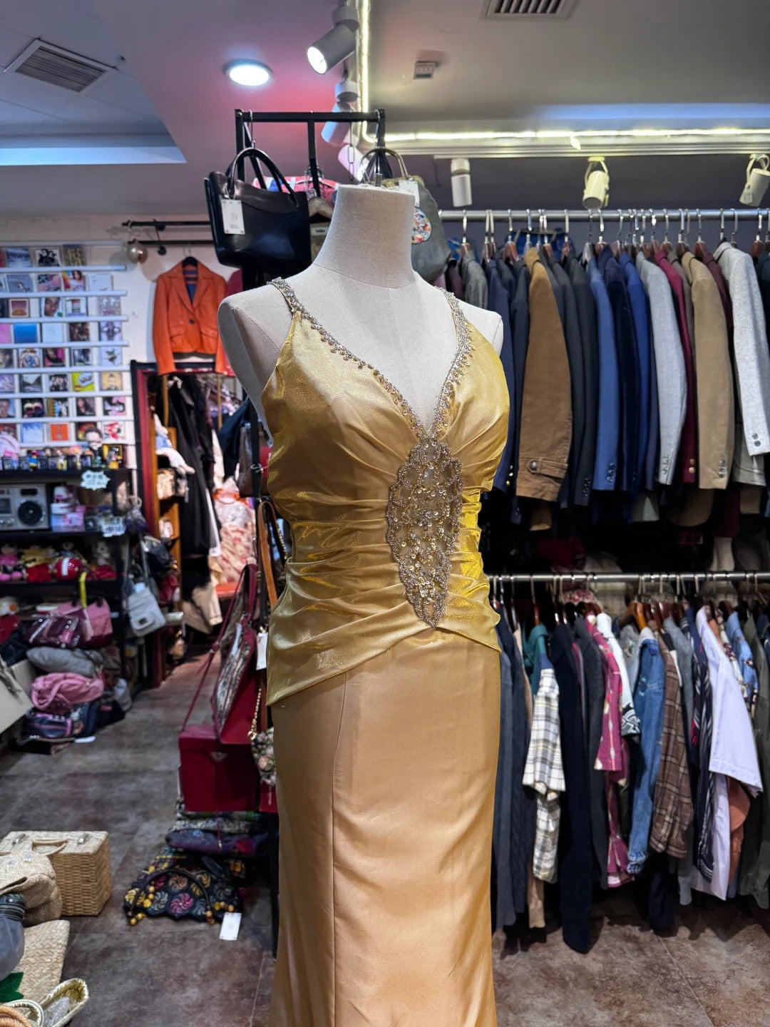 Vintage Gold Mermaid V-Neck Sequined Satin Long Prom Dress Evening Dress