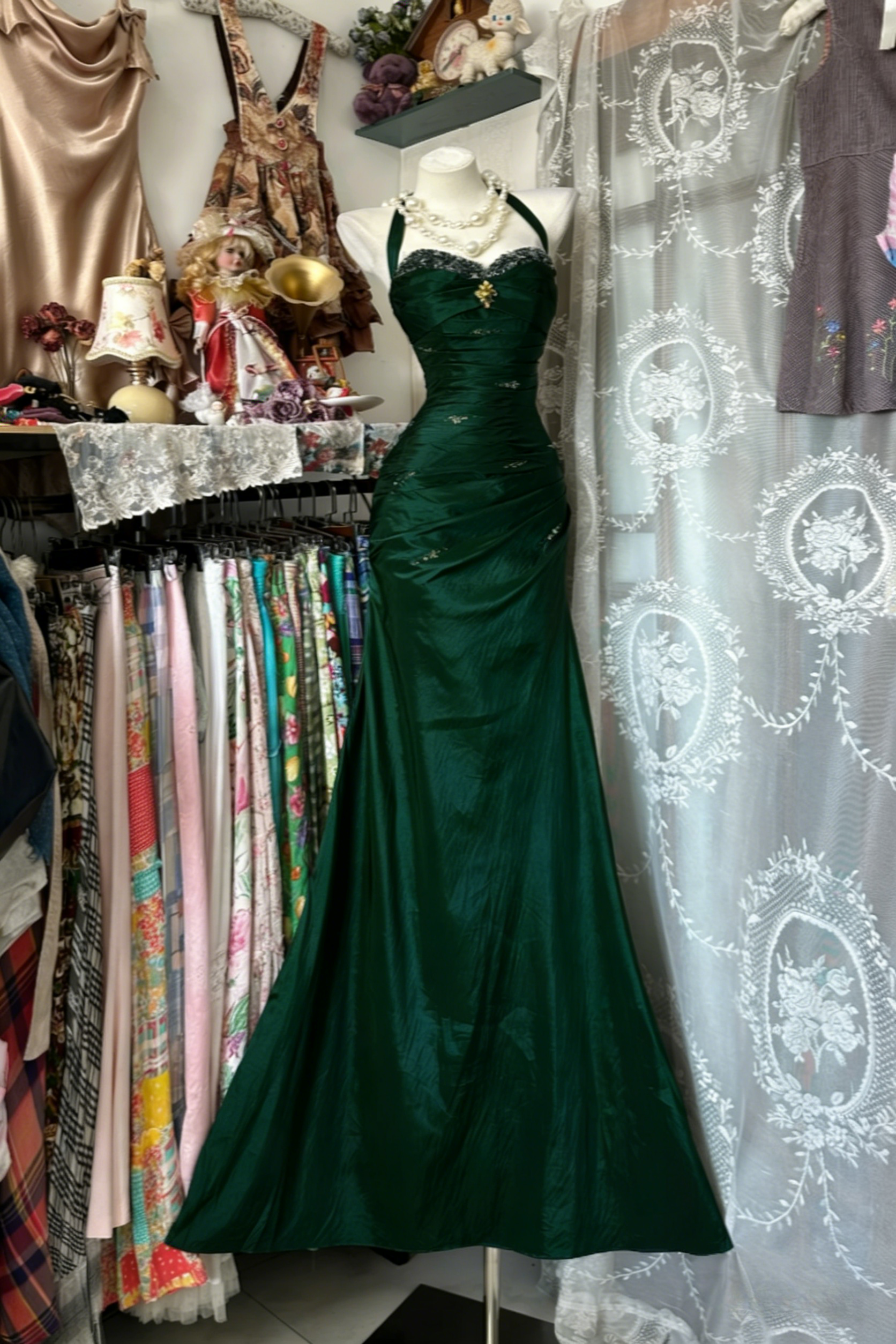 Vintage Halter Sheath Long Prom Dress Beaded Satin Blue Evening Dress Sleeveless Birthday Dress