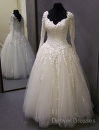 Vintage Long Sleeves Wedding Dress Princess