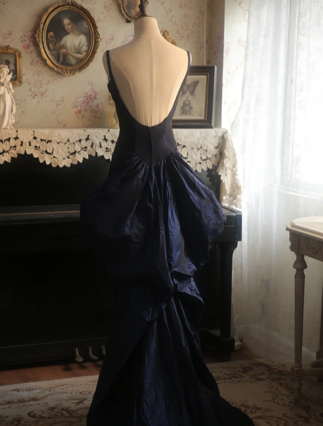 Vintage Navy Blue Mermaid Spaghetti Strap Square Neck Backless Satin Train Prom Dress Evening Dress