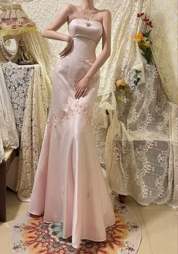Vintage Pink Strapless Satin Beaded Mermaid Prom Dress Main image