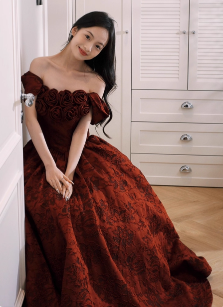 Vintage Rose Burgundy Off-The-Shoulder Jacquard Satin Long Prom Dress Evening Dress Main image