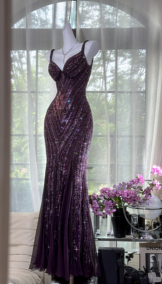 Vintage V Neck Dark Purple Chiffon Sequin Mermaid Long Party Gown Evening Dress Main image