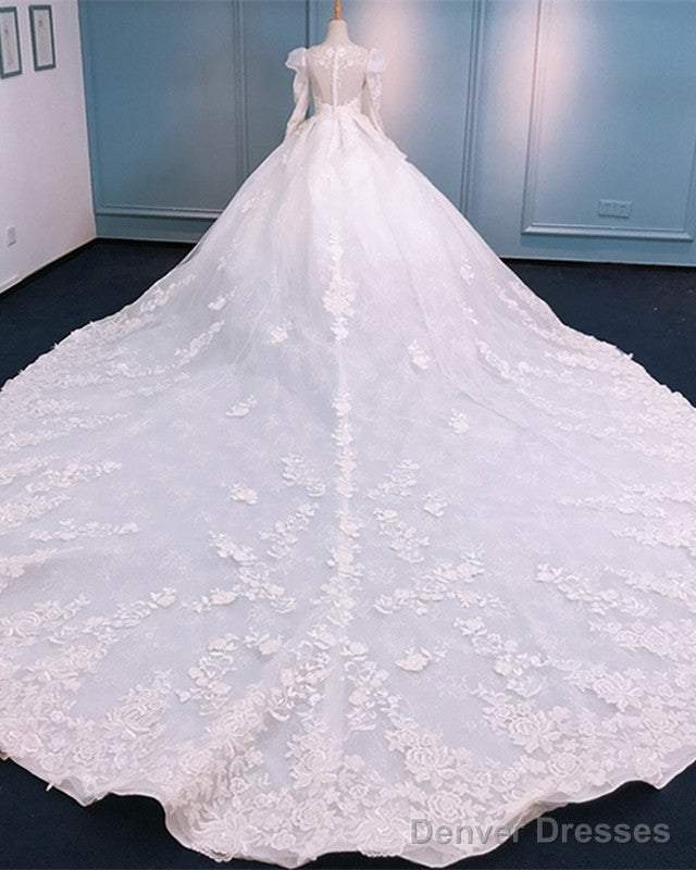 Vintage Wedding Dress Ball Gown Lace Puffy Sleeves Secondary image