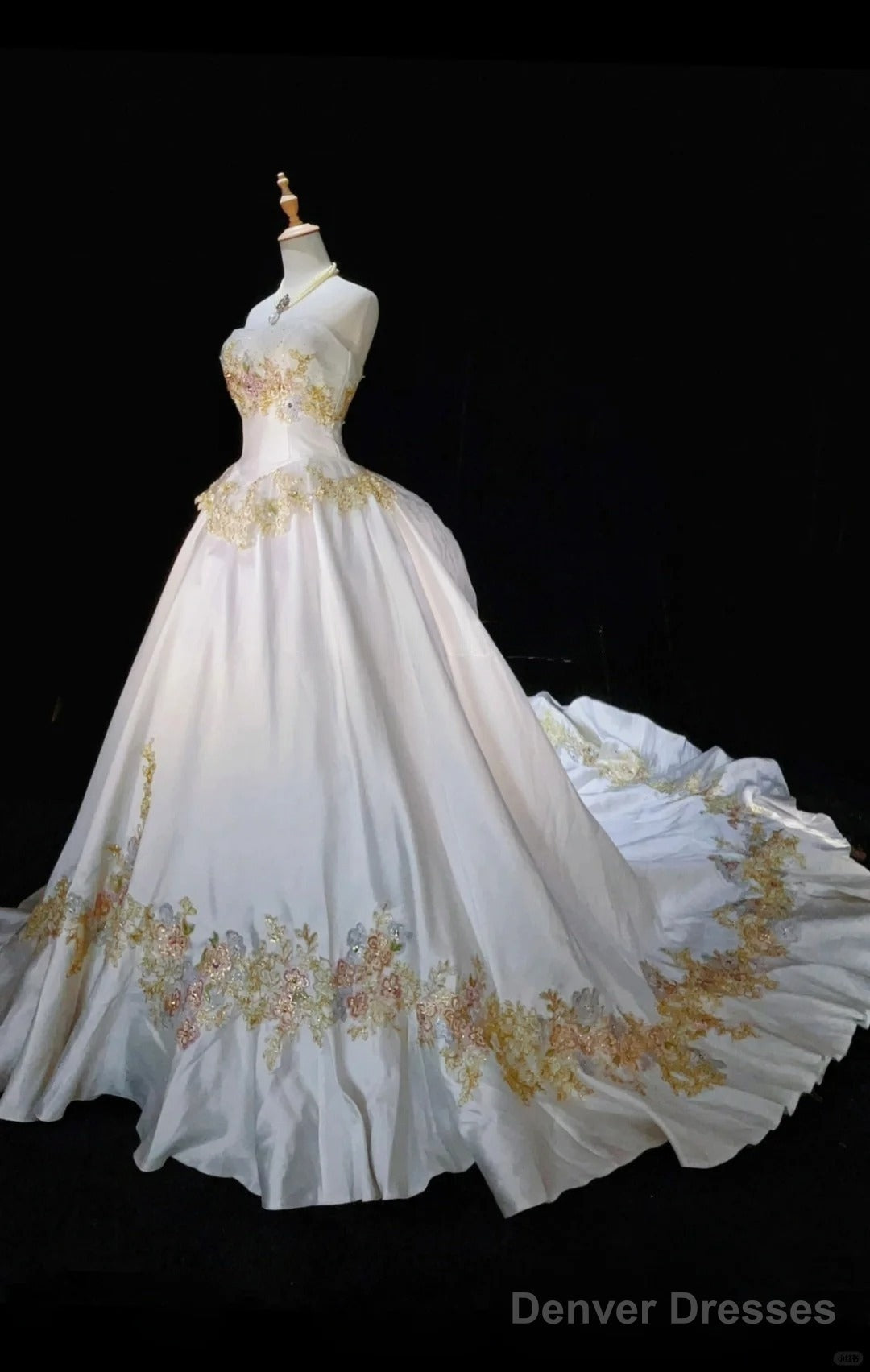 White A-Line Strapless Satin Sequins Long Prom Dress Embroidered Applique Wedding Dress Secondary image