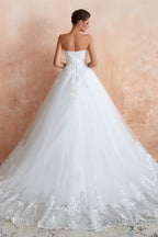 White Ball Gown Tulle Lace Appliques Sweetheart Sequins Wedding Dresses