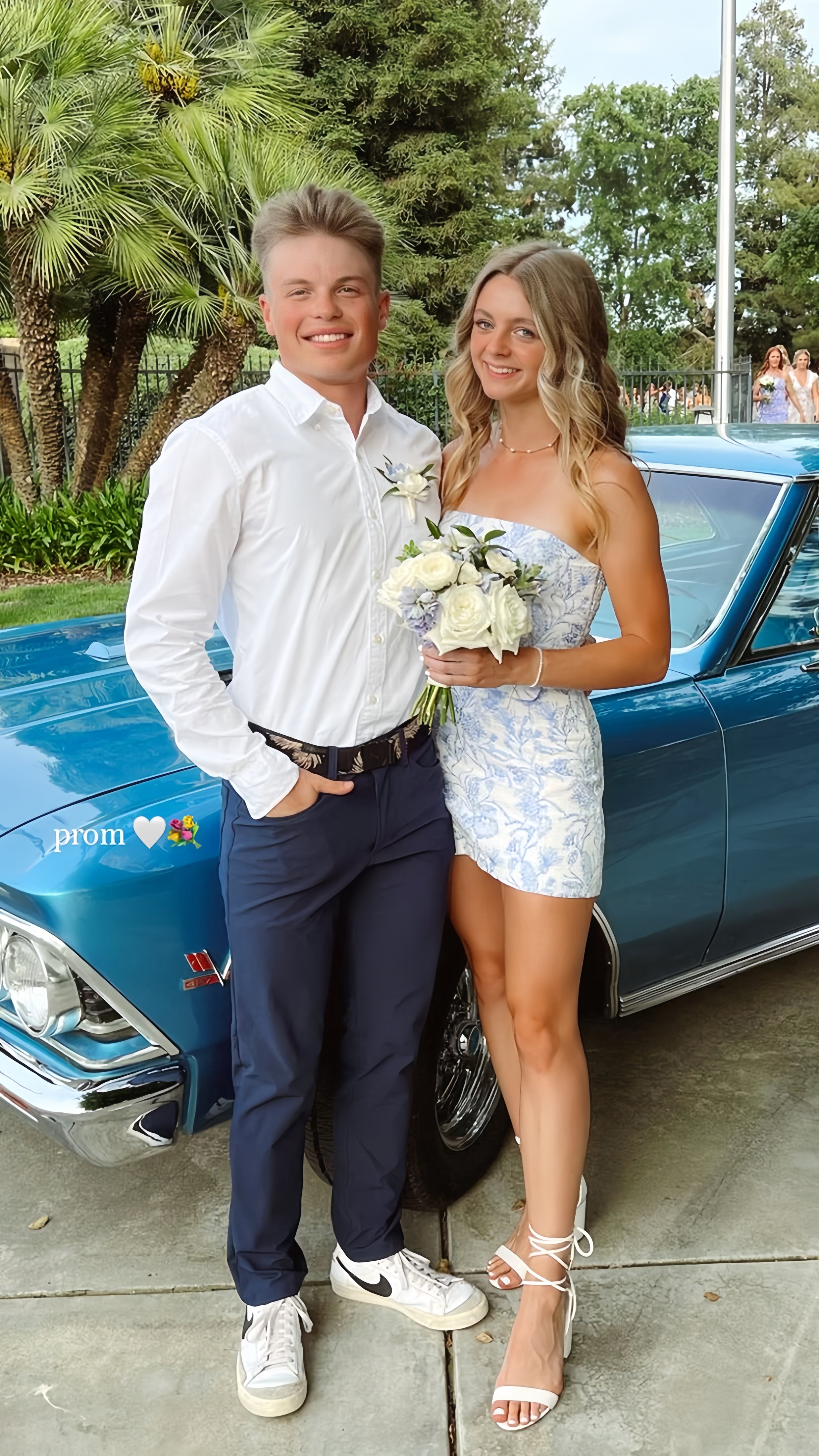 White Blue Floral Homecoming Dress Strapless Short Prom Dress,