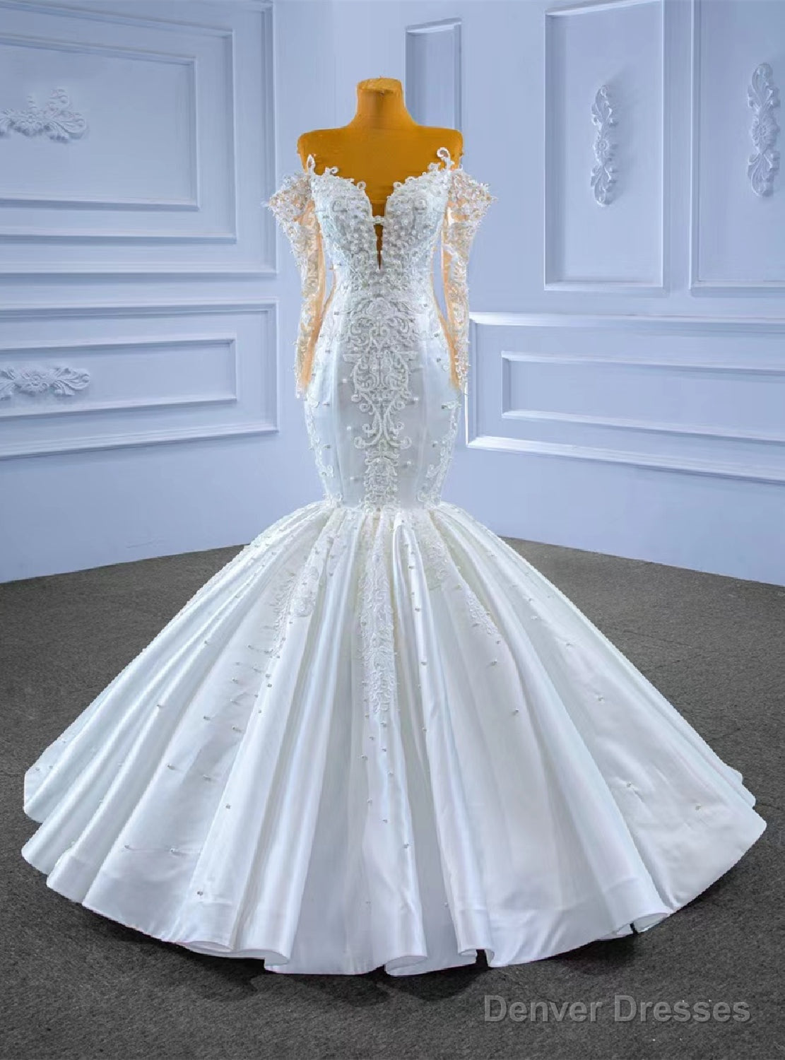 White Mermaid Satin Long Sleeve Appliques Beading Wedding Dress Main image
