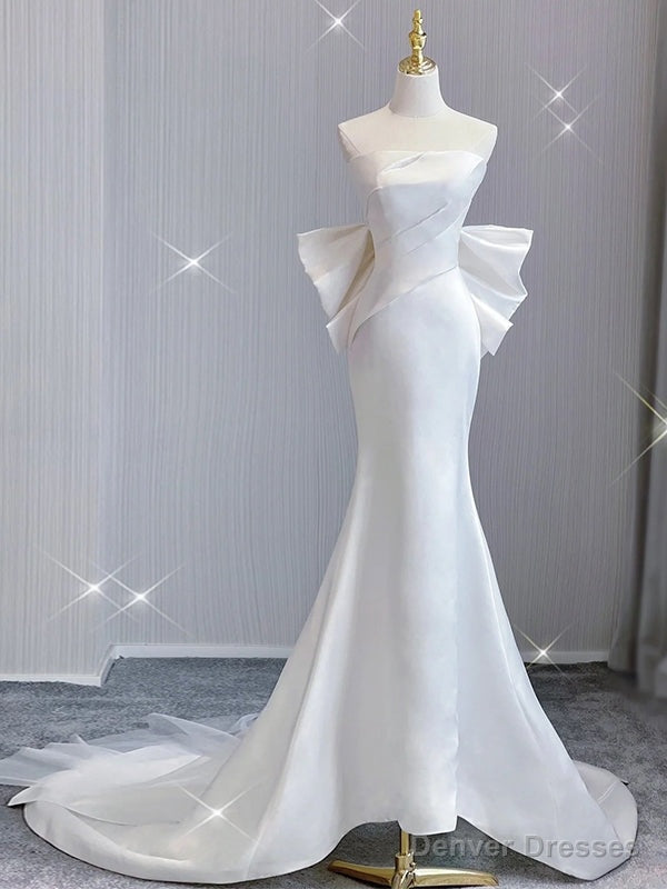 White Mermaid Satin Strapless Wedding Dress With Bow Main image