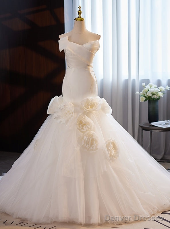 White Mermaid Tulle Flower Wedding Dress Main image