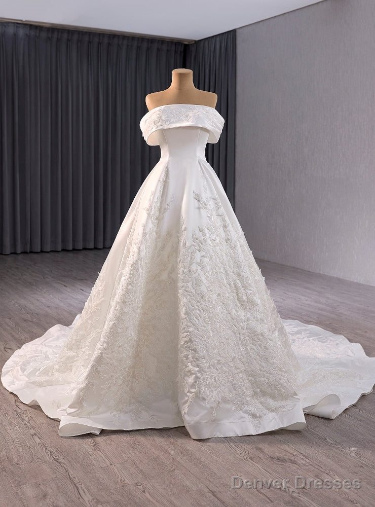 White Satin Strapless Lace Beading Wedding Dress Main image