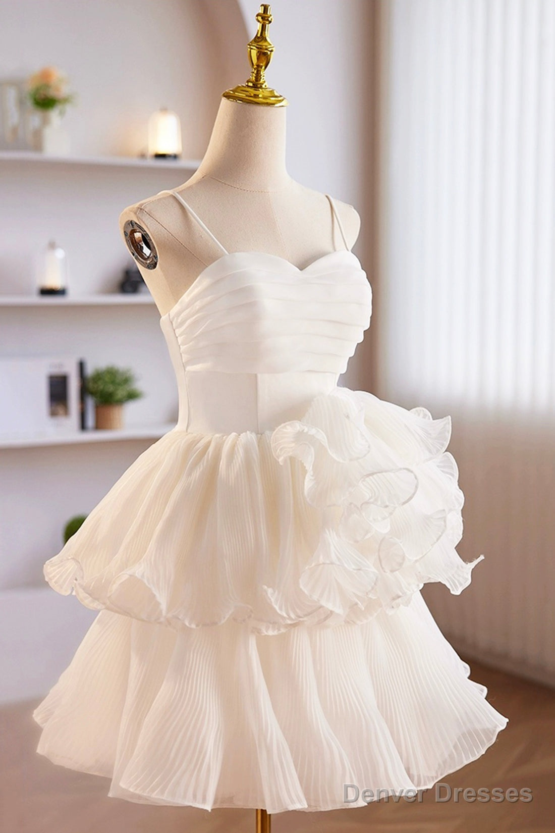 White Spaghetti Strap Tulle Short Prom Dress, White A-Line Homecoming Dress Main image