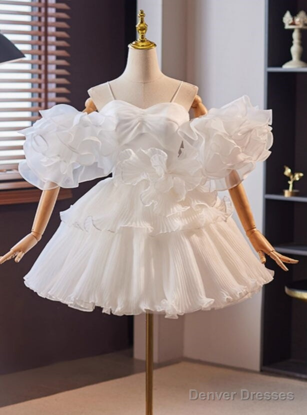 White Tulle Pleats Puff Sleeve Wedding Dress Main image