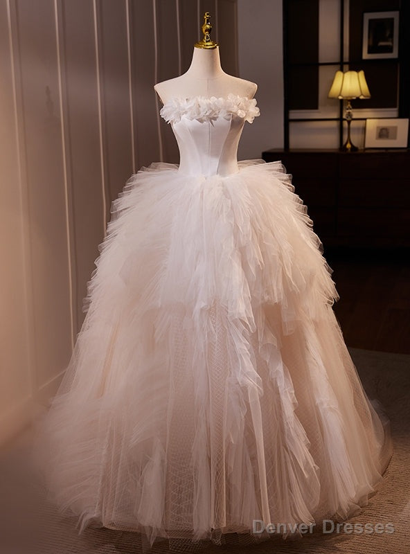 White Tulle Strapless Wedding Dress Main image