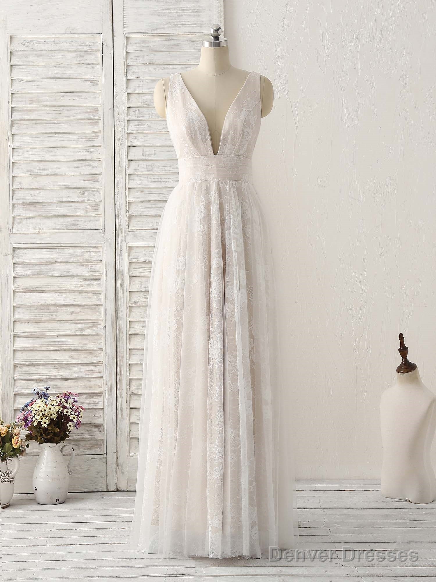 White V Neck Lace Long Prom Dress Backless Lace Evening Dress Main image