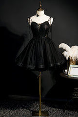 Bridesmaid Dress Color Schemes, Elegant Black Spaghetti Straps Tulle Short Homecoming Dresses