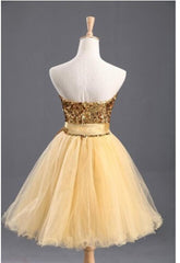 Party Dresses 2033, Strapless Sweetheart Backless Light Yellow Sequins Bow Knot A Line Homecoming Dresses