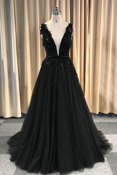 Evening Dresses Fitted, Formal Deep V-neck Long Black Party Prom Dresses With Lace Appliques