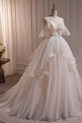 Wedding Dresses With Sleeve, Elegant Tulle Spaghetti Straps Ball Gown Wedding Dress with Beads