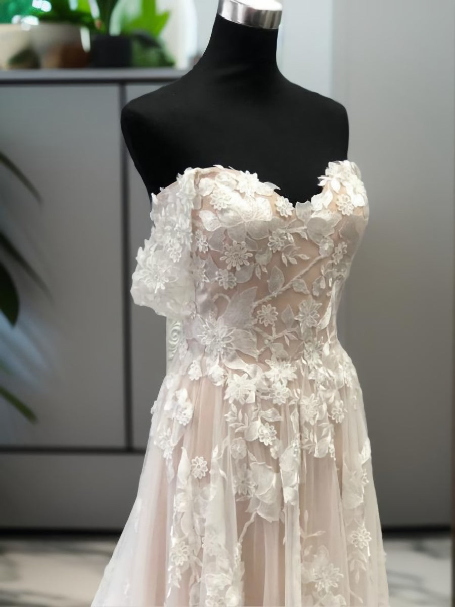 Wedding Dresses Stores, A-line Off-the-Shoulder Appliques Lace Court Train Tulle Wedding Dress