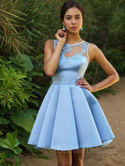 Evening Dresses Modest, A-Line/Princess Bateau Short/Mini Satin Homecoming Dresses With Appliques Lace