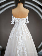 Wedding Dresses Lace A Line, A-Line/Princess Off-the-Shoulder Chapel Train Tulle Wedding Dresses with Appliques Lace