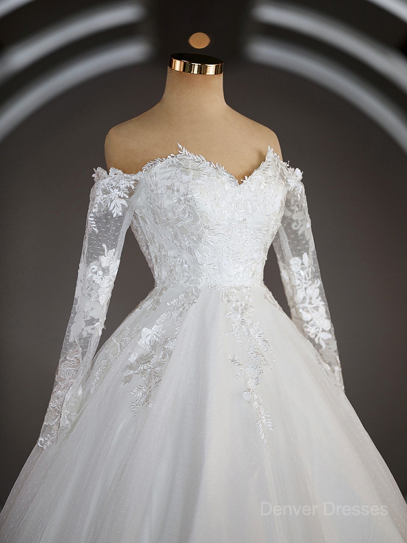Wedding Dress Shops, A-Line/Princess Off-the-Shoulder Sweep Train Tulle Wedding Dresses with Appliques Lace