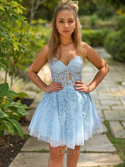 Homecoming Dresses Simple, A-line/Princess Strapless Knee-Length Tulle Homecoming Dress with Appliques Lace