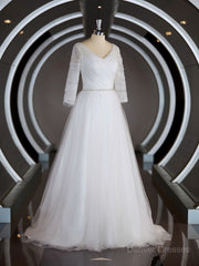 Wedsing Dress Vintage, A-Line/Princess Sweetheart Sweep Train Tulle Wedding Dresses with Ruffles