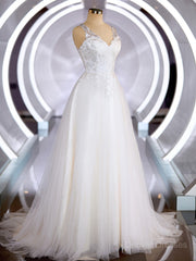 Weddings Dress Styles, A-Line/Princess V-neck Court Train Tulle Wedding Dresses with Appliques Lace