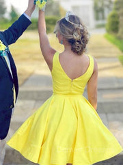 Prom Dresses For Teens Long, A-Line/Princess V-neck Short/Mini Satin Homecoming Dresses With Ruffles