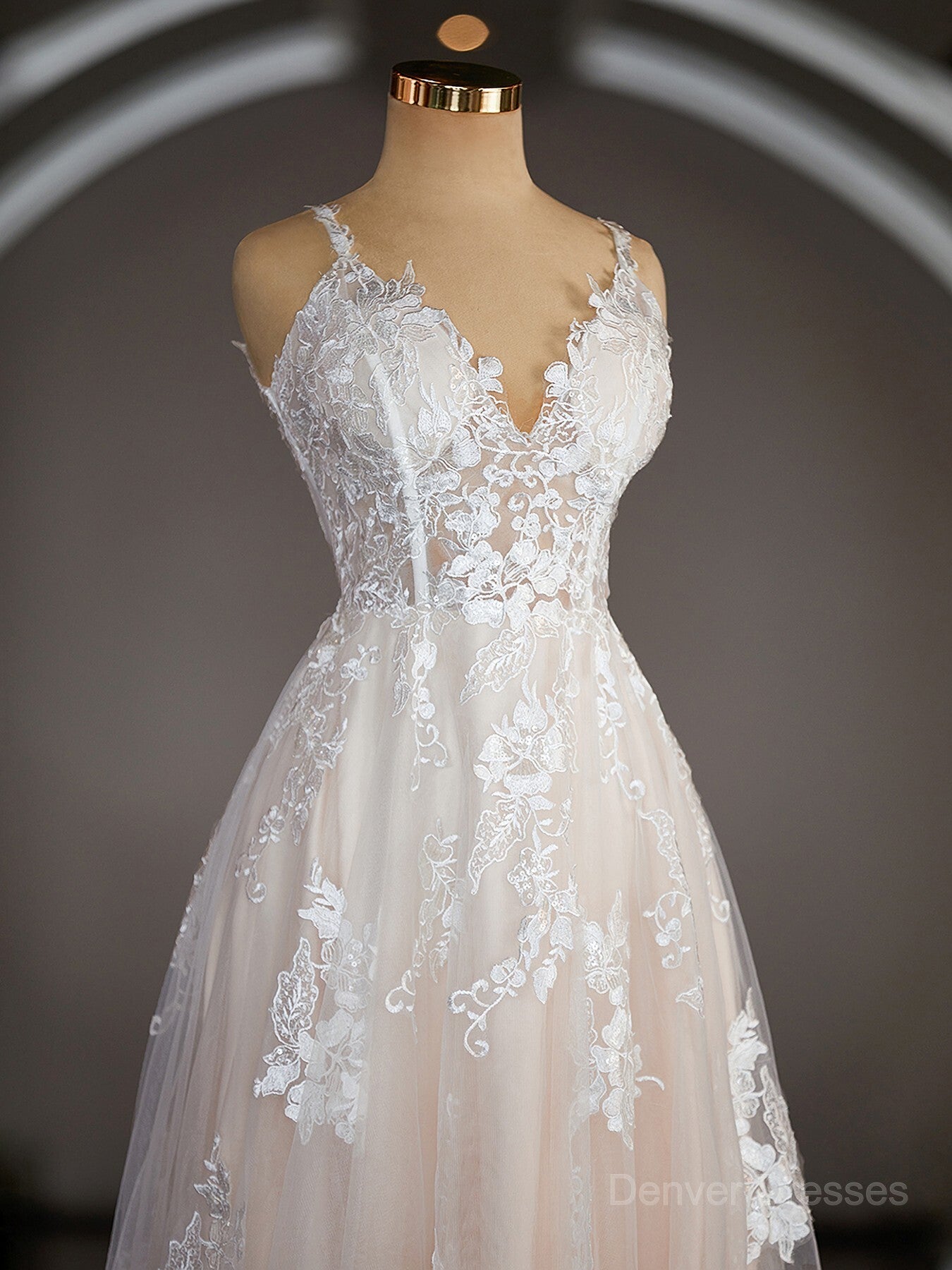 Wedding Dresses Colorful, A-Line/Princess V-neck Sweep Train Lace Wedding Dresses with Appliques Lace