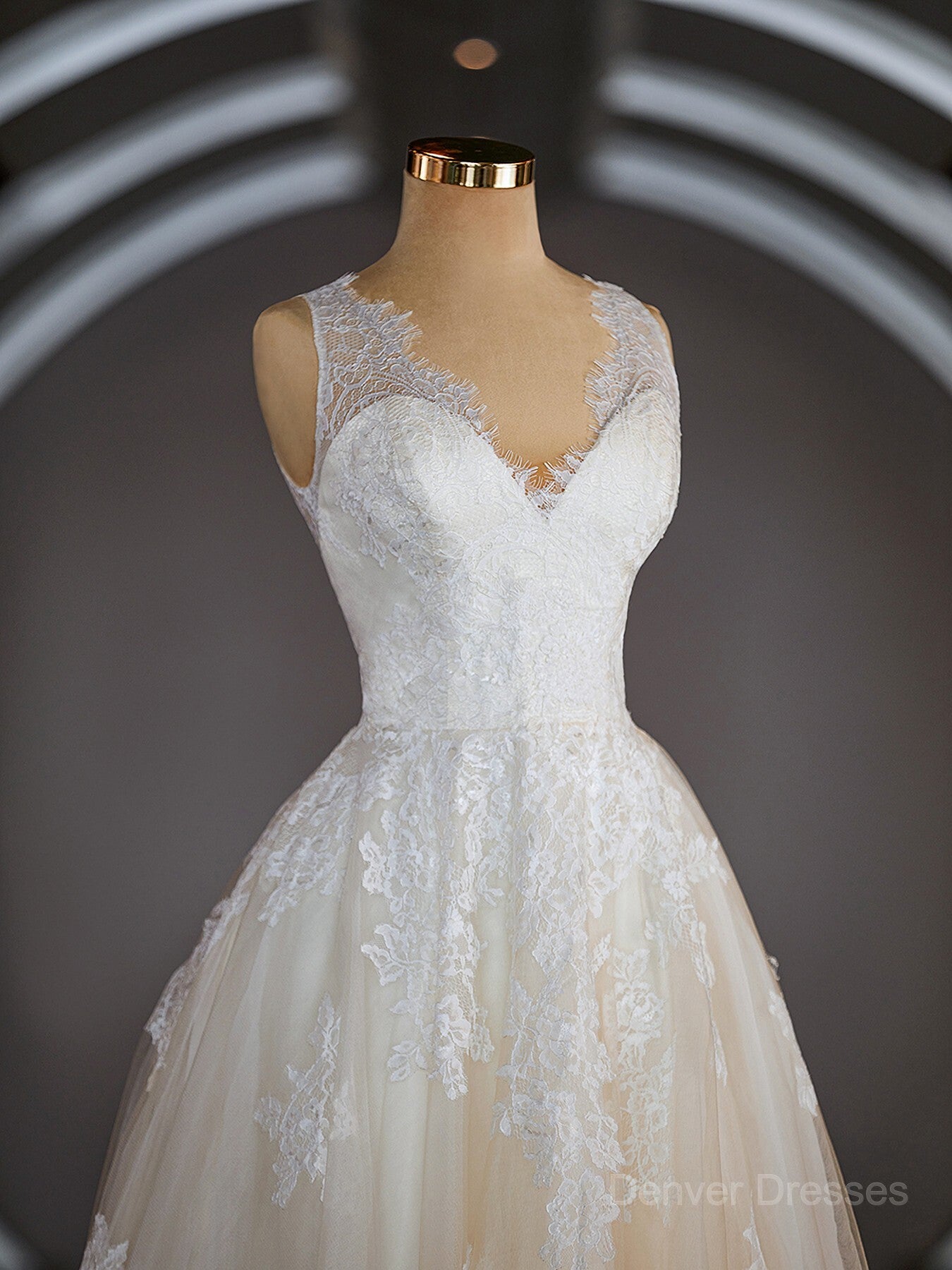 Wedding Dresses Designers, A-Line/Princess V-neck Sweep Train Tulle Wedding Dresses with Appliques Lace Main image