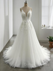 Wedding Dresses Prices, A-Line/Princess V-neck Sweep Train Tulle Wedding Dresses With Appliques Lace