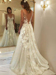 Wedding Dresses Lace Romantic, A-Line/Princess V-neck Sweep Train Tulle Wedding Dresses With Appliques Lace
