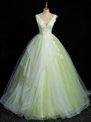 Prom Dresses Pattern, A-Line V Neck Lace Tulle Green Long Prom Dress, Green Sweet 16 Dress
