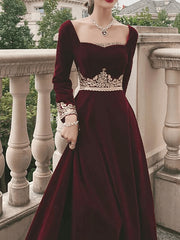 Prom Dress Trends For The Season, A-Line Vintage Formal Velvet Evening Dress with Appliques,Long Sleeve Dinner Dresses