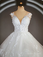 Wedding Dresses For Brides, Ball-Gown V-neck Court Train Tulle Wedding Dresses with Appliques Lace