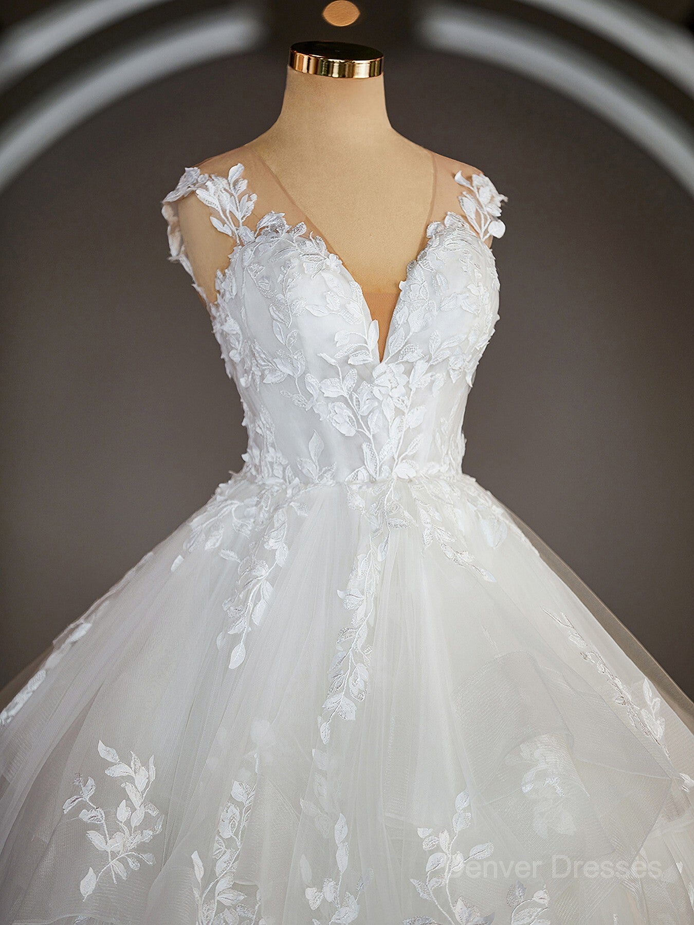 Wedding Dresses Satin, Ball-Gown V-neck Court Train Tulle Wedding Dresses with Appliques Lace Main image