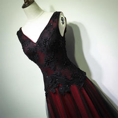 Elegant Gown, Black and Red Tulle V-neckline Beaded Lace Long Party Dress,A-line Formal Evening Dresses
