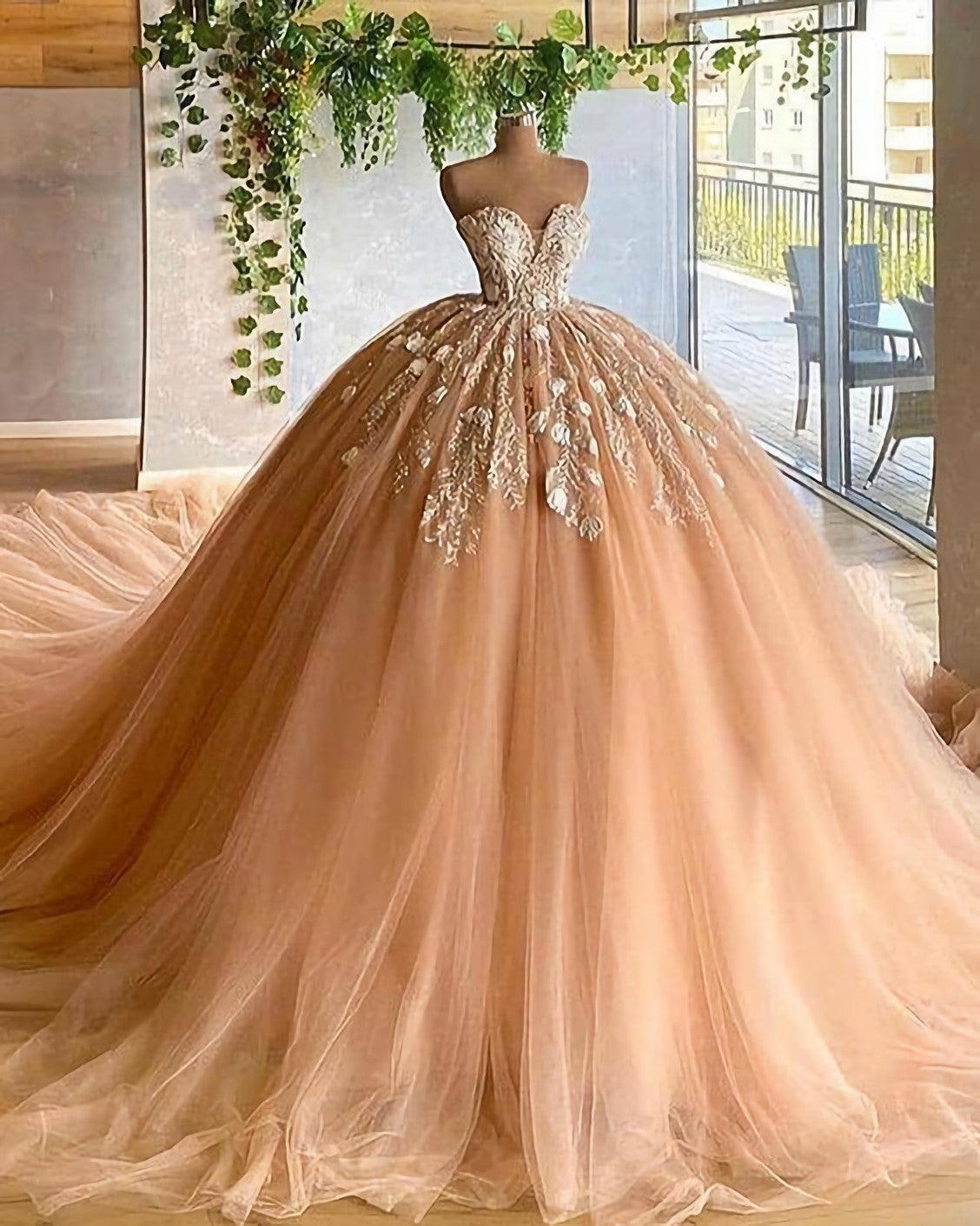 Party Dresses 2030, Applique Tulle Pleated Sweetheart Champagne Ball Gown Evening Dress