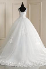 Wedding Dresses Shop, Classic White V neck Sleeveless Ball Gown Lace Wedding Dress