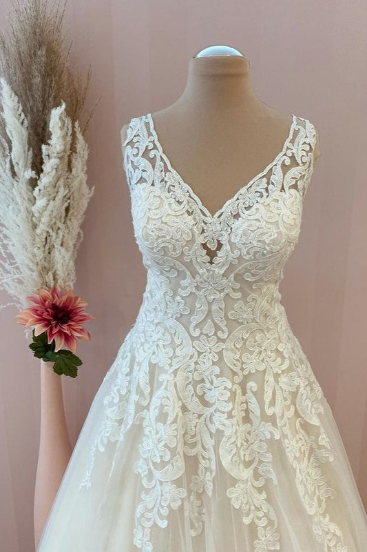 Wedding Dress Vintage Lace, Classy Long A-Line Sweetheart Appliques Lace Tulle Backless Wedding Dress