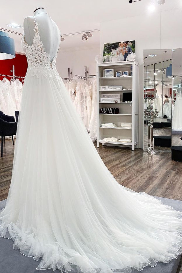 Wedding Dress With Pockets, Classy Long A-line Tulle V Neck Sleeveless Lace Wedding Dress